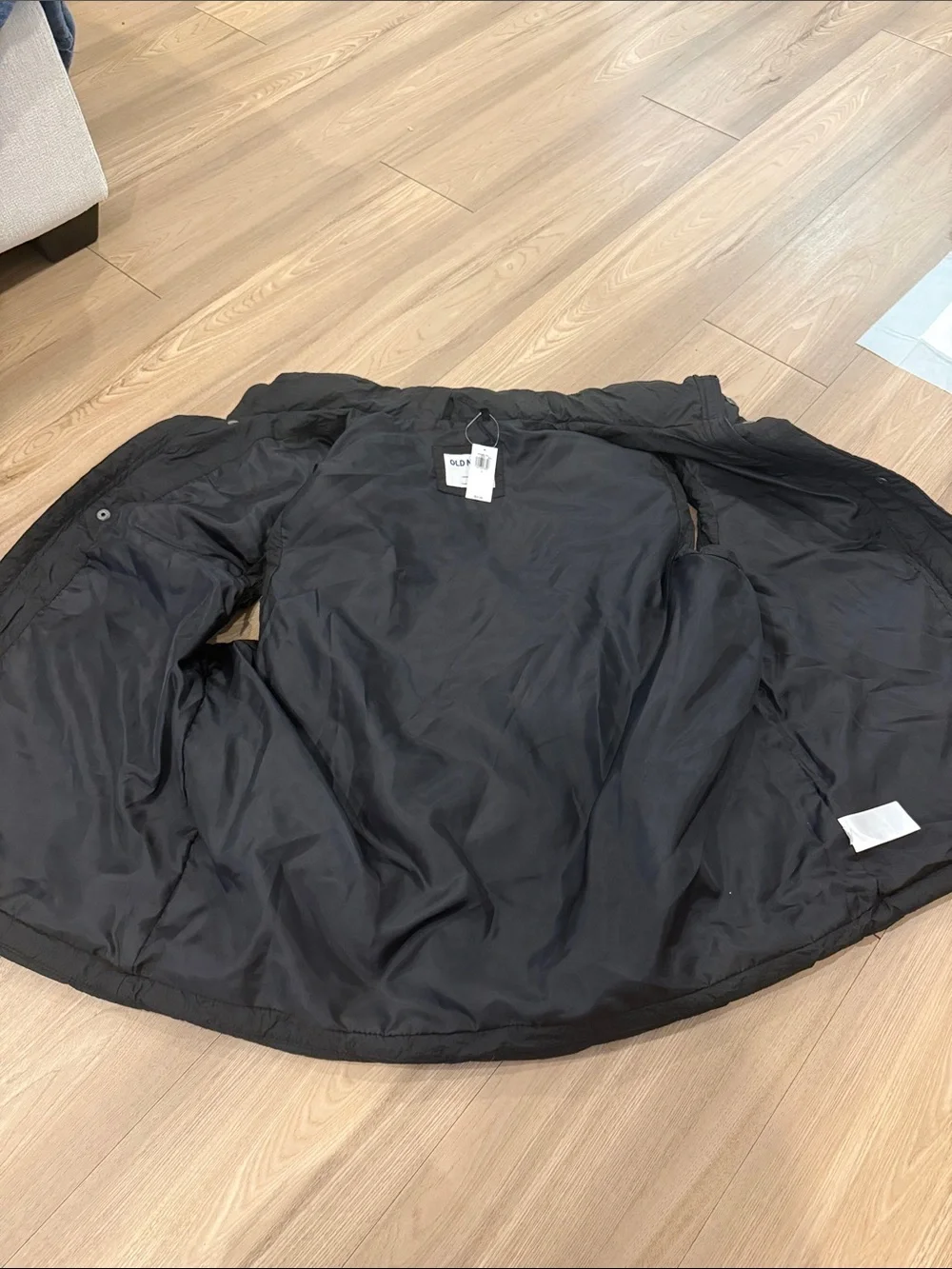 Old Navy Men's Black Puffer Jacket